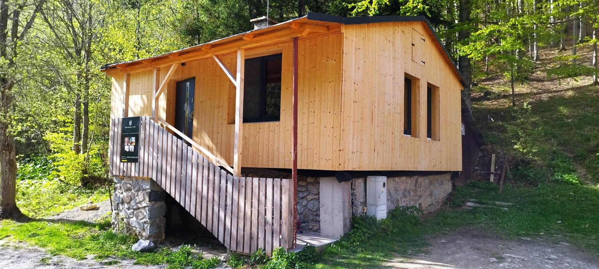 Chata Horskej Sluzby Trangoska - Chopok Juh Horna Lehota Luaran gambar